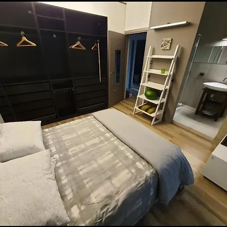Cristallo Private Double & Ensuite Open Space Bathroom With Views * Fontanelice